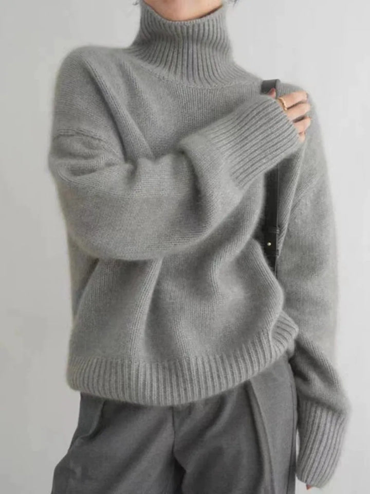 Everly Comfort Cashmere Turtleneck